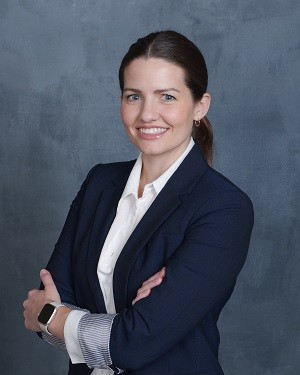 Milwaukee Oral Surgeon, Dr. Arianna Elmquist